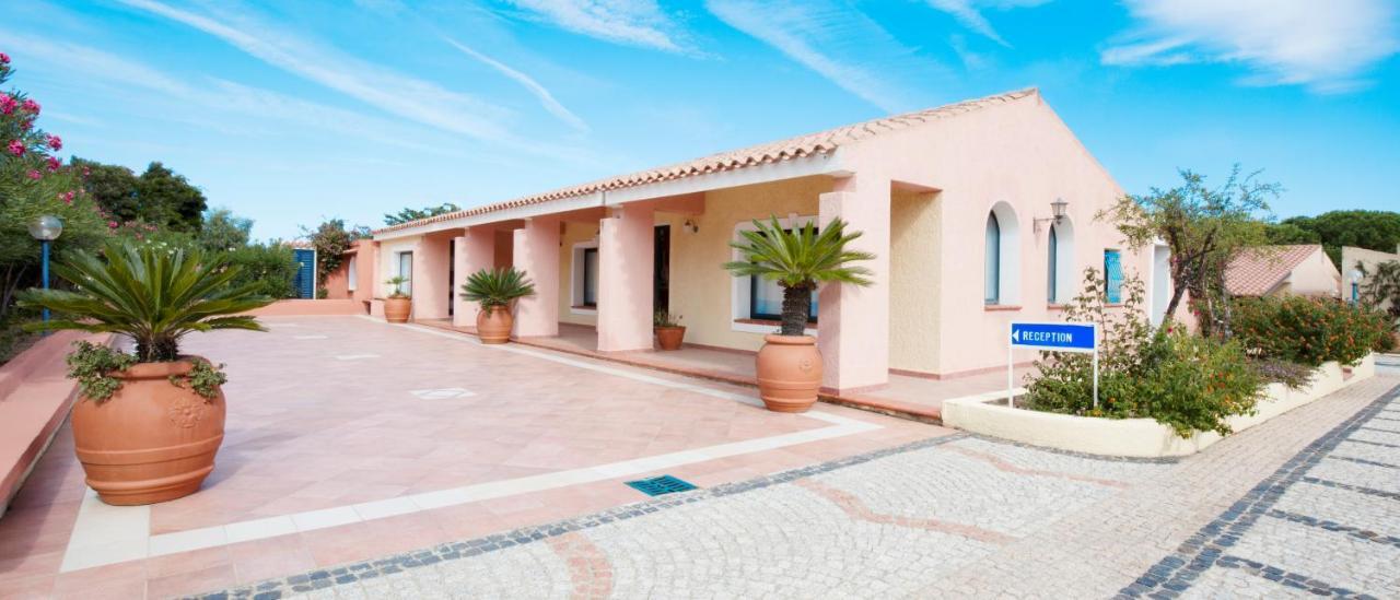 Club Hotel Marina Seada Beach Budoni Esterno foto