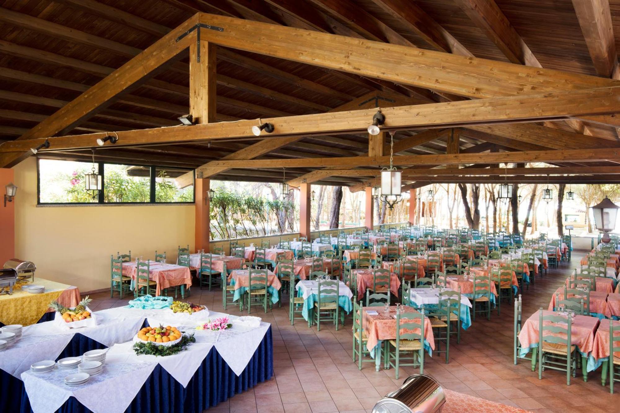 Club Hotel Marina Seada Beach Budoni Esterno foto